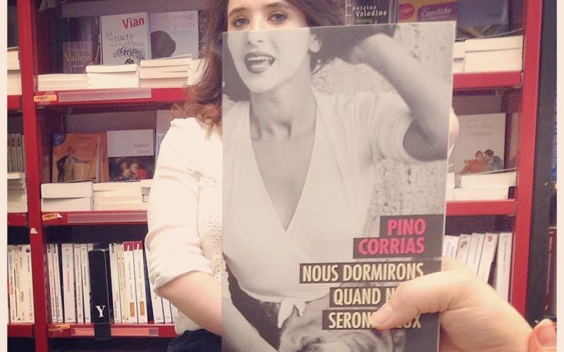 Необычная реклама от французского книжного магазина